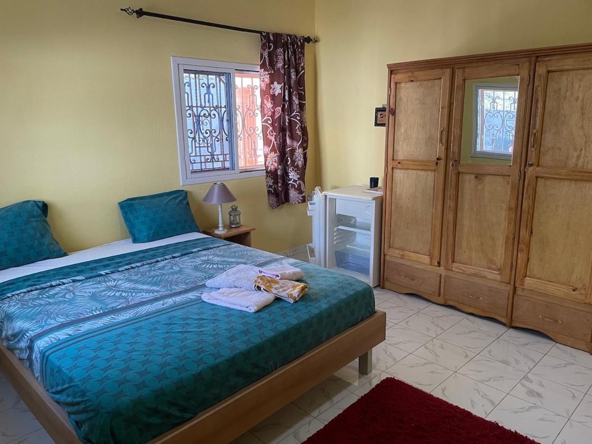 The Compound Bed & Breakfast Bijilo Екстериор снимка