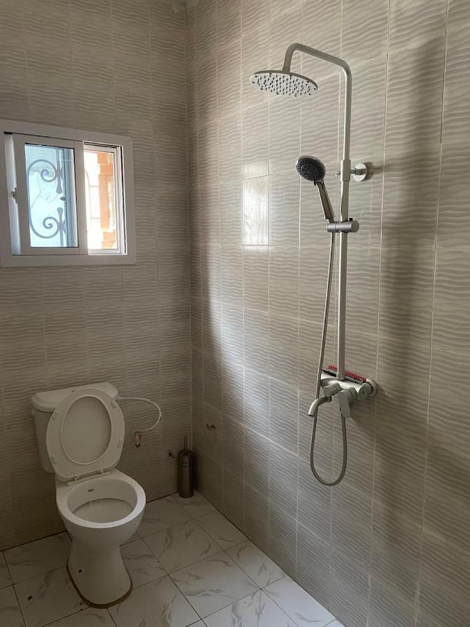 The Compound Bed & Breakfast Bijilo Екстериор снимка