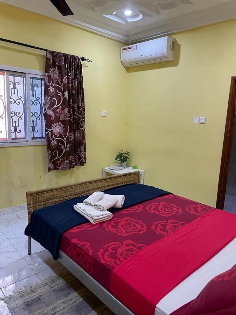 The Compound Bed & Breakfast Bijilo Екстериор снимка